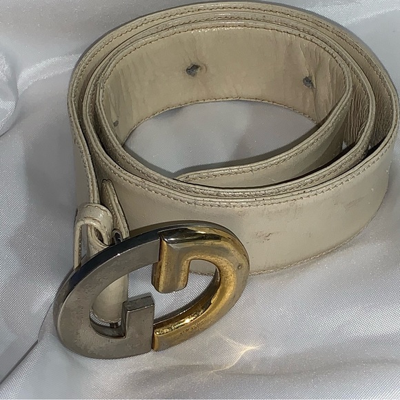 authentic GUCCI 75cm (size SM / MED) cream leather belt w/gold/silver GG buckle - Picture 8 of 12